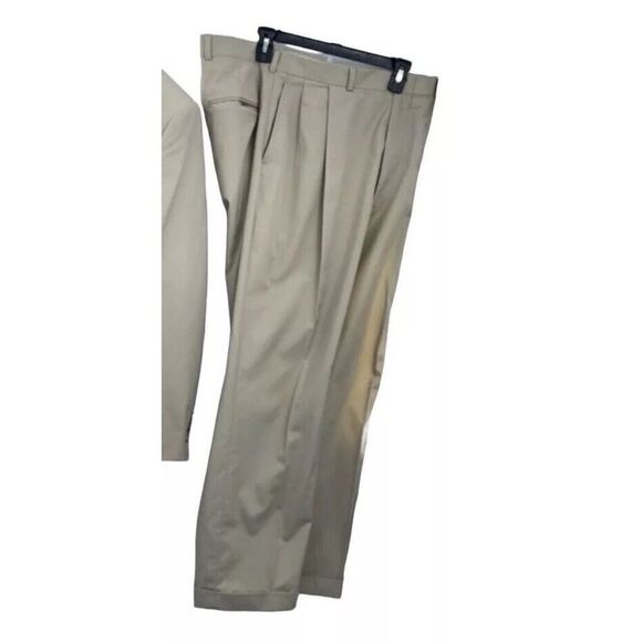 Hardwick Clothing Men’s Cream Color Suit  44 Long - Picture 13 of 16